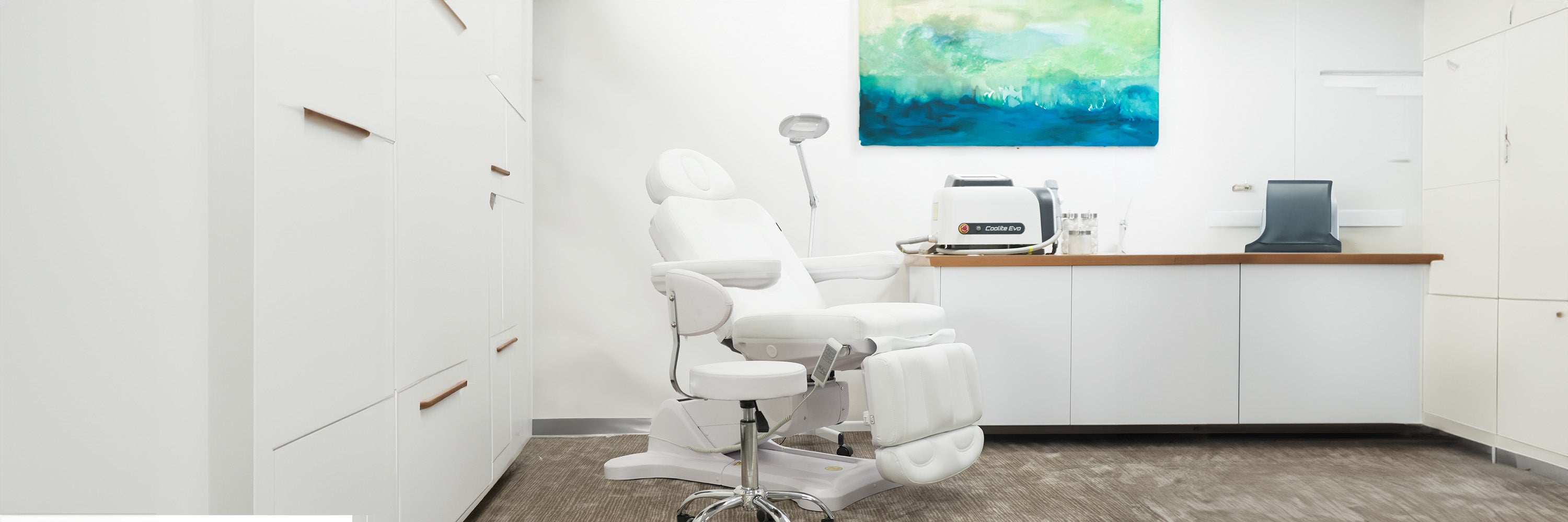 Spa Treatment Chairs & Tables