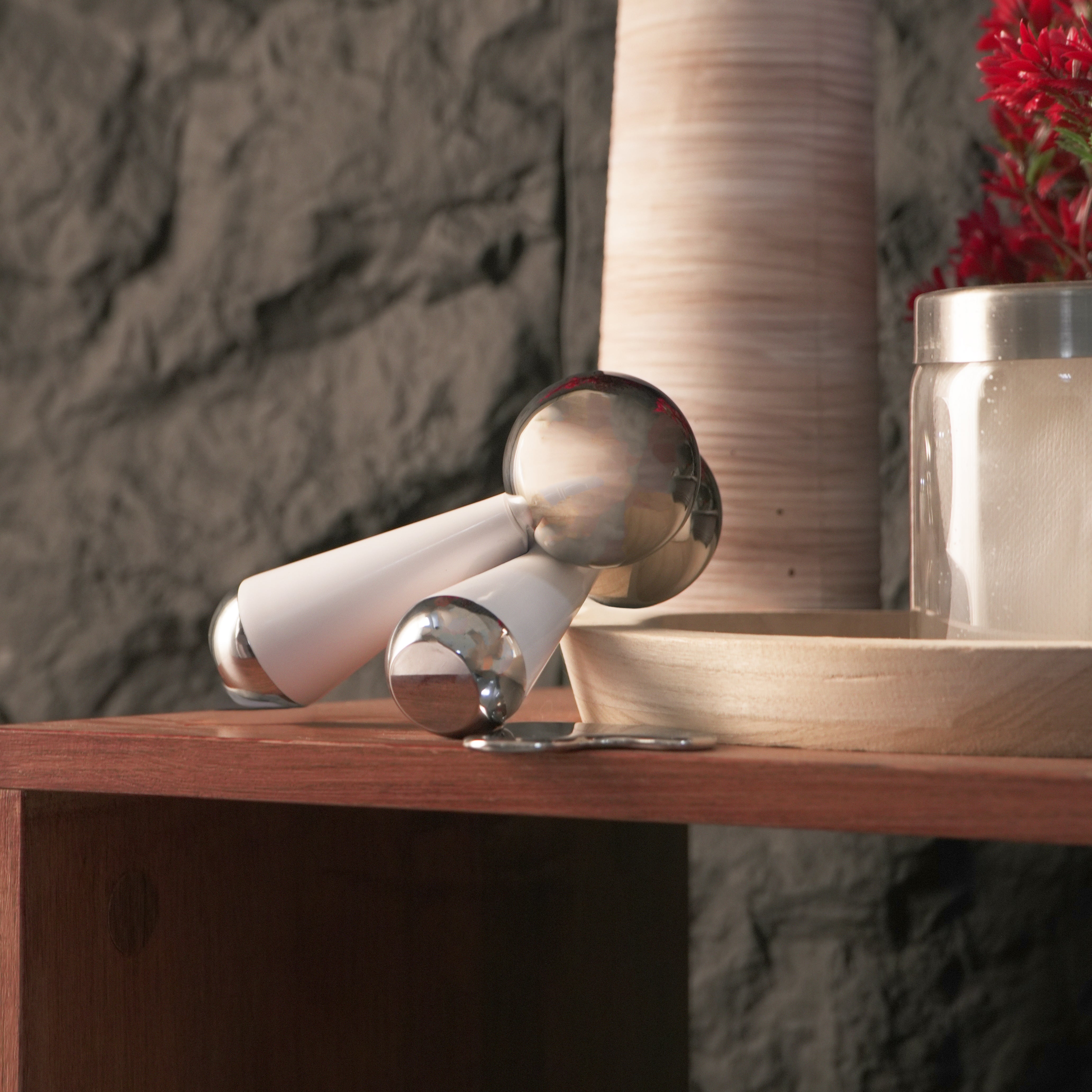 360° Rotating Stainless Steel Ice Globes