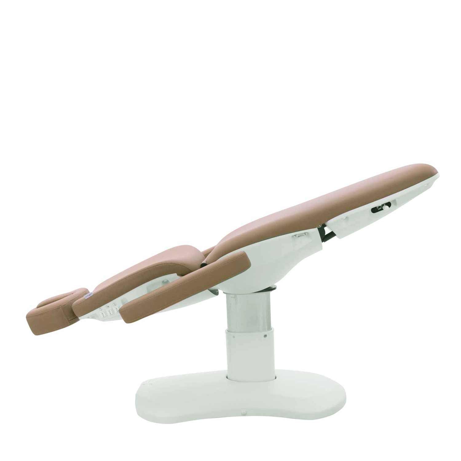 Madison Medical Spa Electric Treatment Table/Procedure Chair