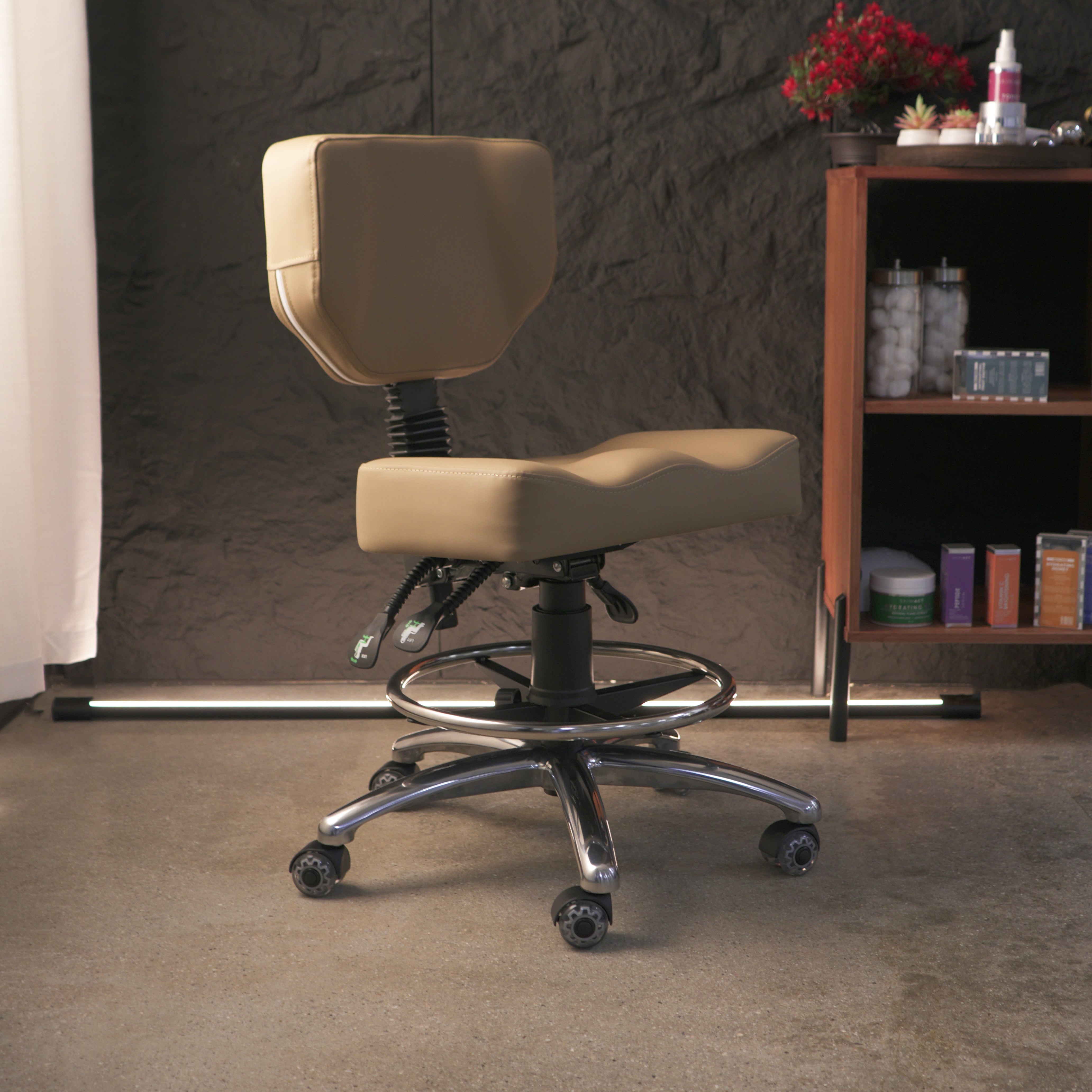 Comfortable Esthetician Chair