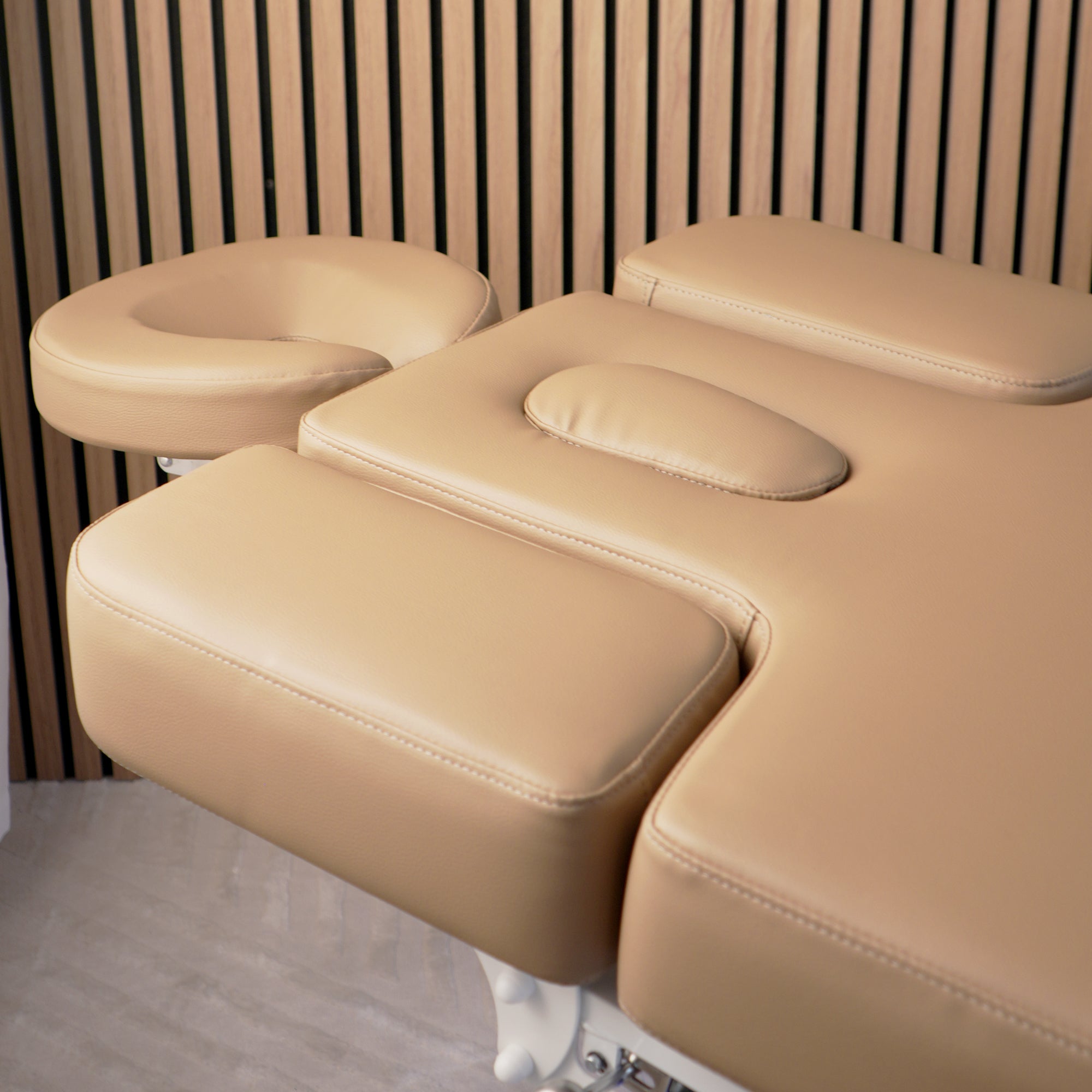 Bale Spa Facial Massage Treatment Table