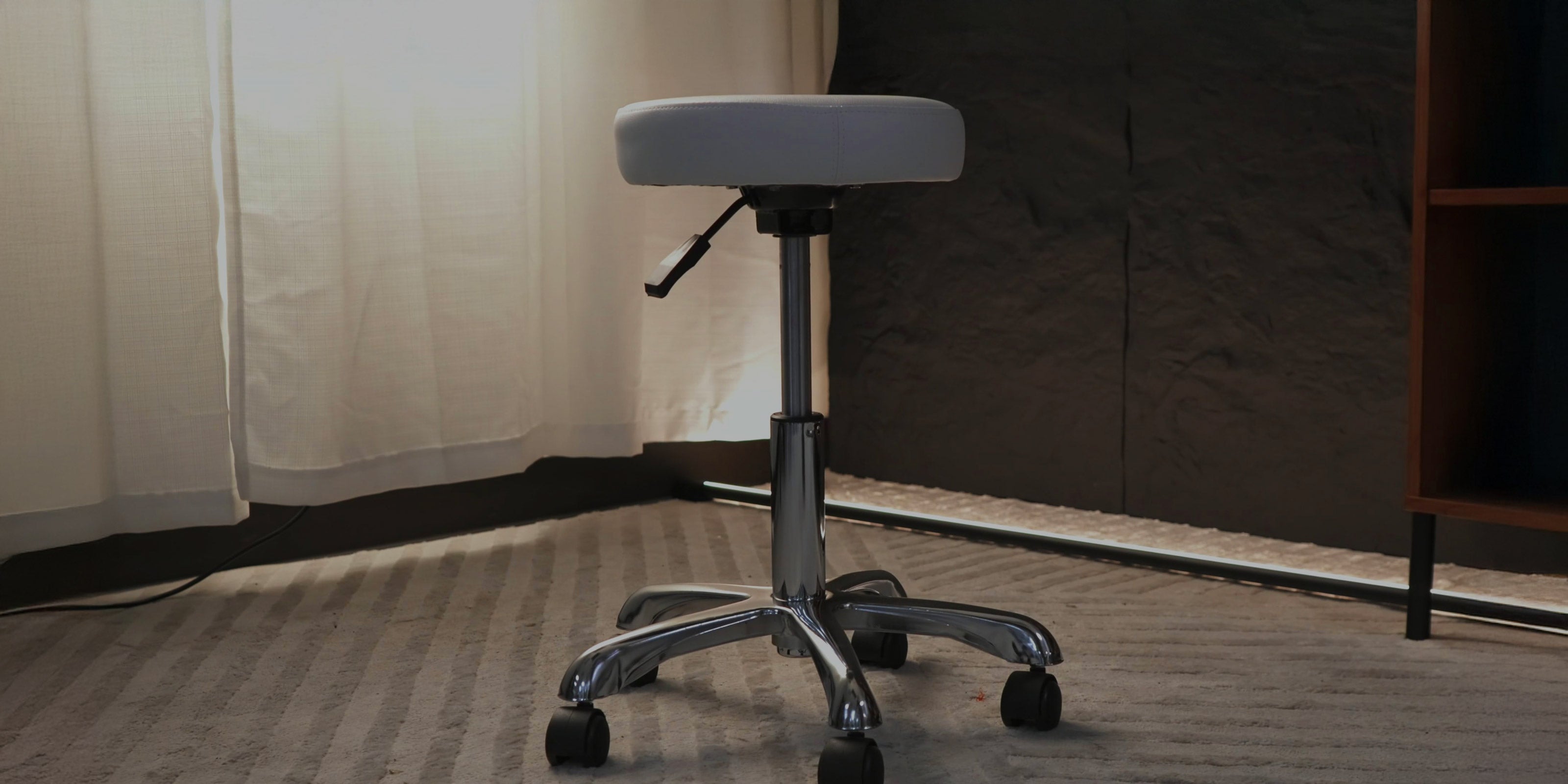 Hydraulic Stool
